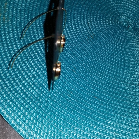 EARRINGS - Picture 5 of 5